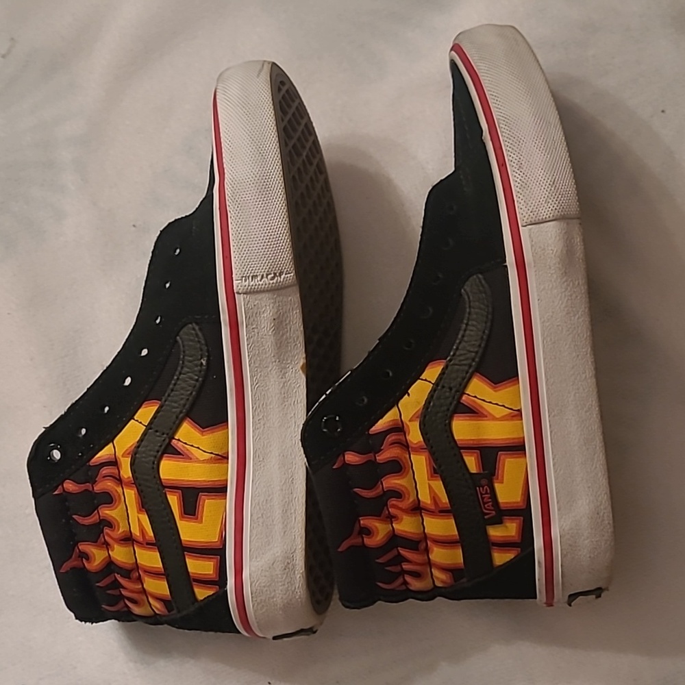 Vans Thrasher hightops size 4.5 black